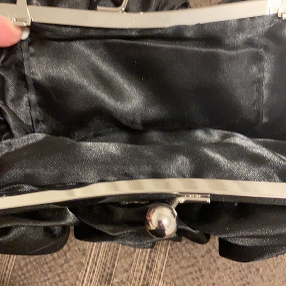 Black Clutch - Picture 6 of 6